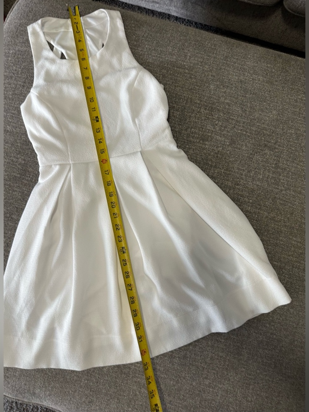 Women’s Dress Size Medium White Lulu’s 
Pre-owned - Picture 5 of 9